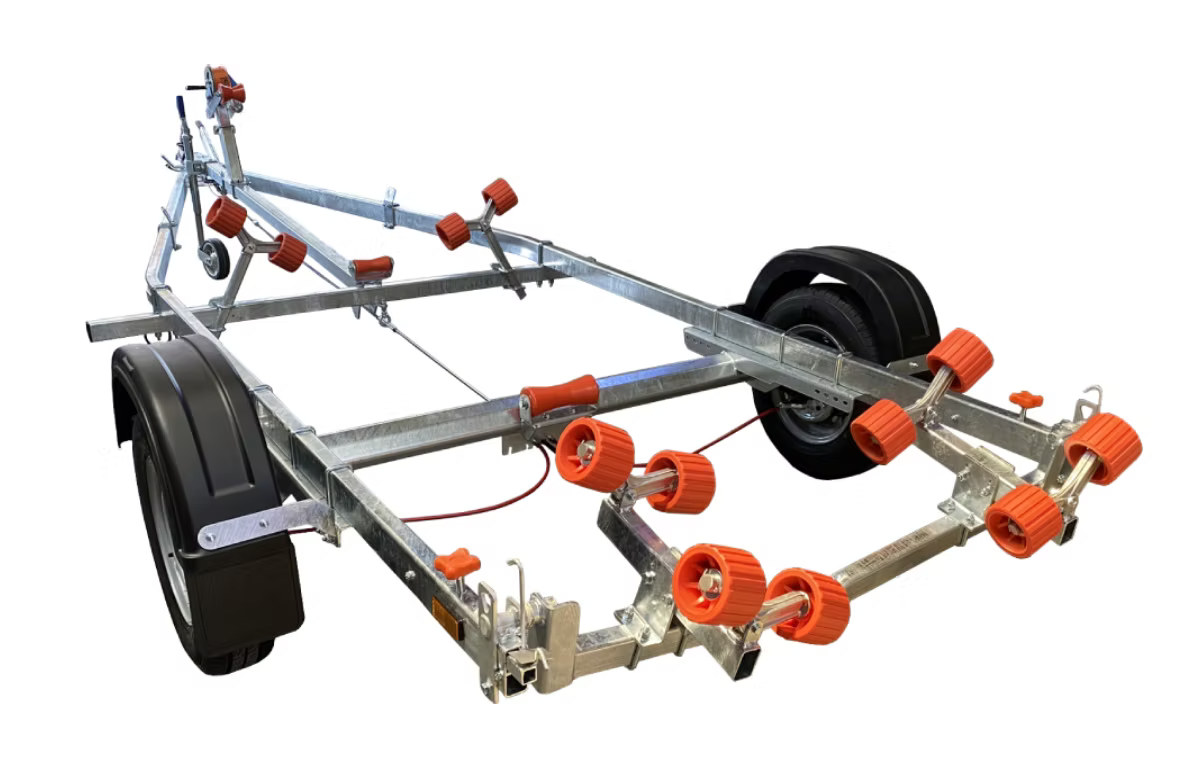 Extreme EXT1100 Swing Boat Trailer