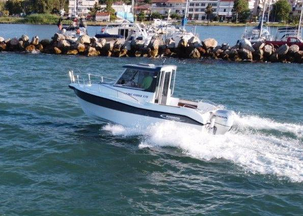 Poseidon King Fisher 570 + Honda Outboard