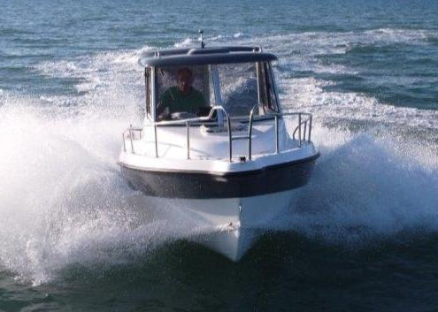 Poseidon King Fisher 570 + Honda Outboard
