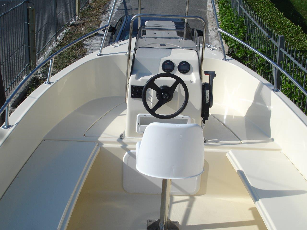 Poseidon 620 Workboat + Honda Outboard
