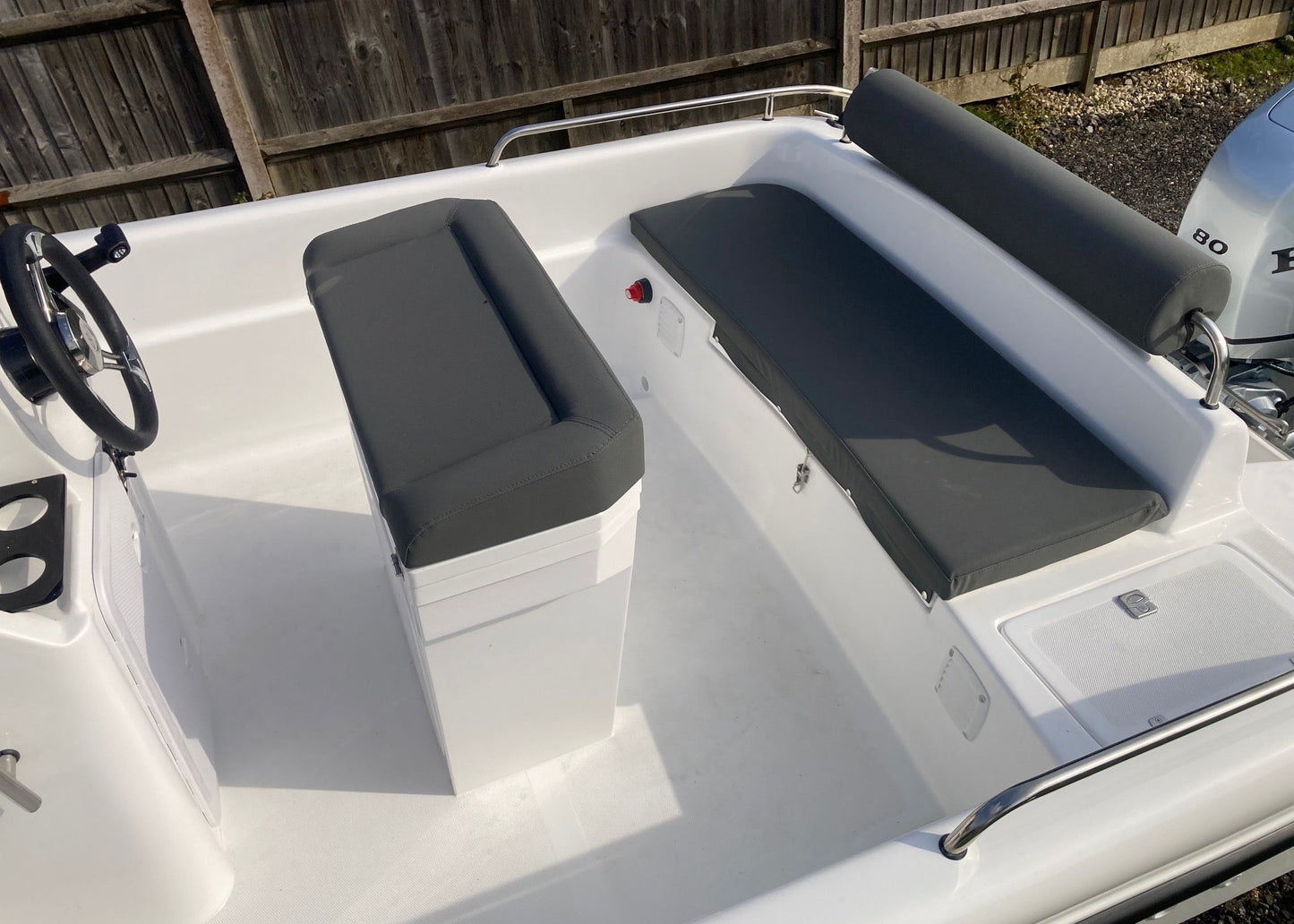 Poseidon Blu Water 170 + Honda Outboard