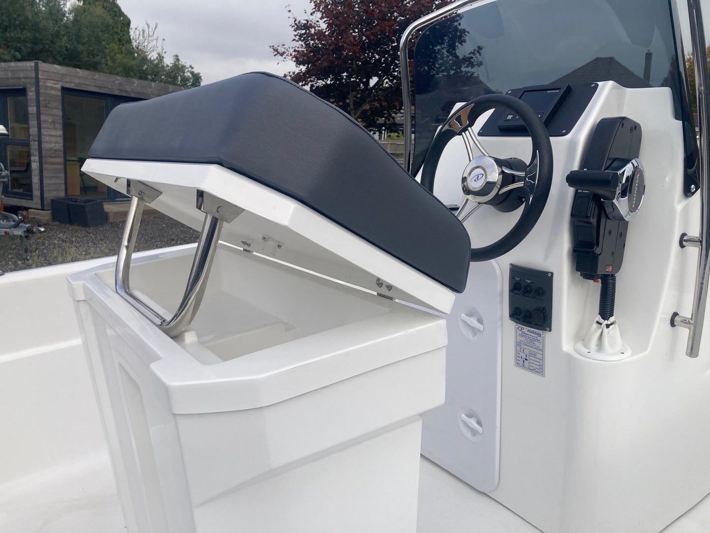 Poseidon Blu Water 185 + Honda BF100
