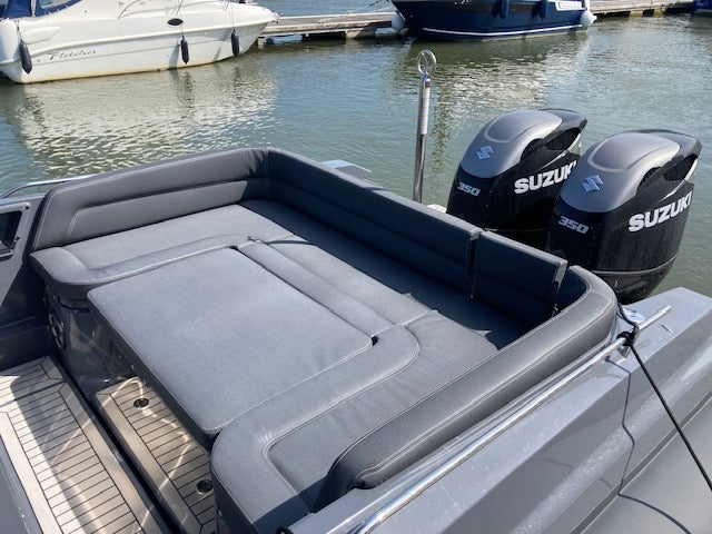 ZAR 95 SL T-Top + 2 x Suzuki DF350 | EX DEMO: SAVE 35 %