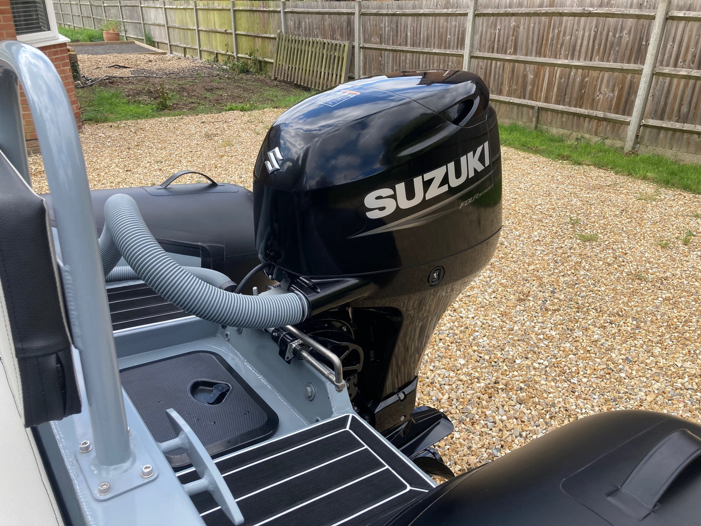 ZAR mini LUX 14 4.2m Console RIB + Honda Outboard