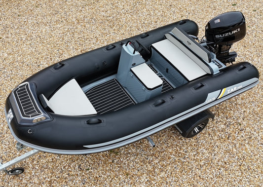 ZAR mini LUX 13 3.9m Console RIB + Honda Outboard