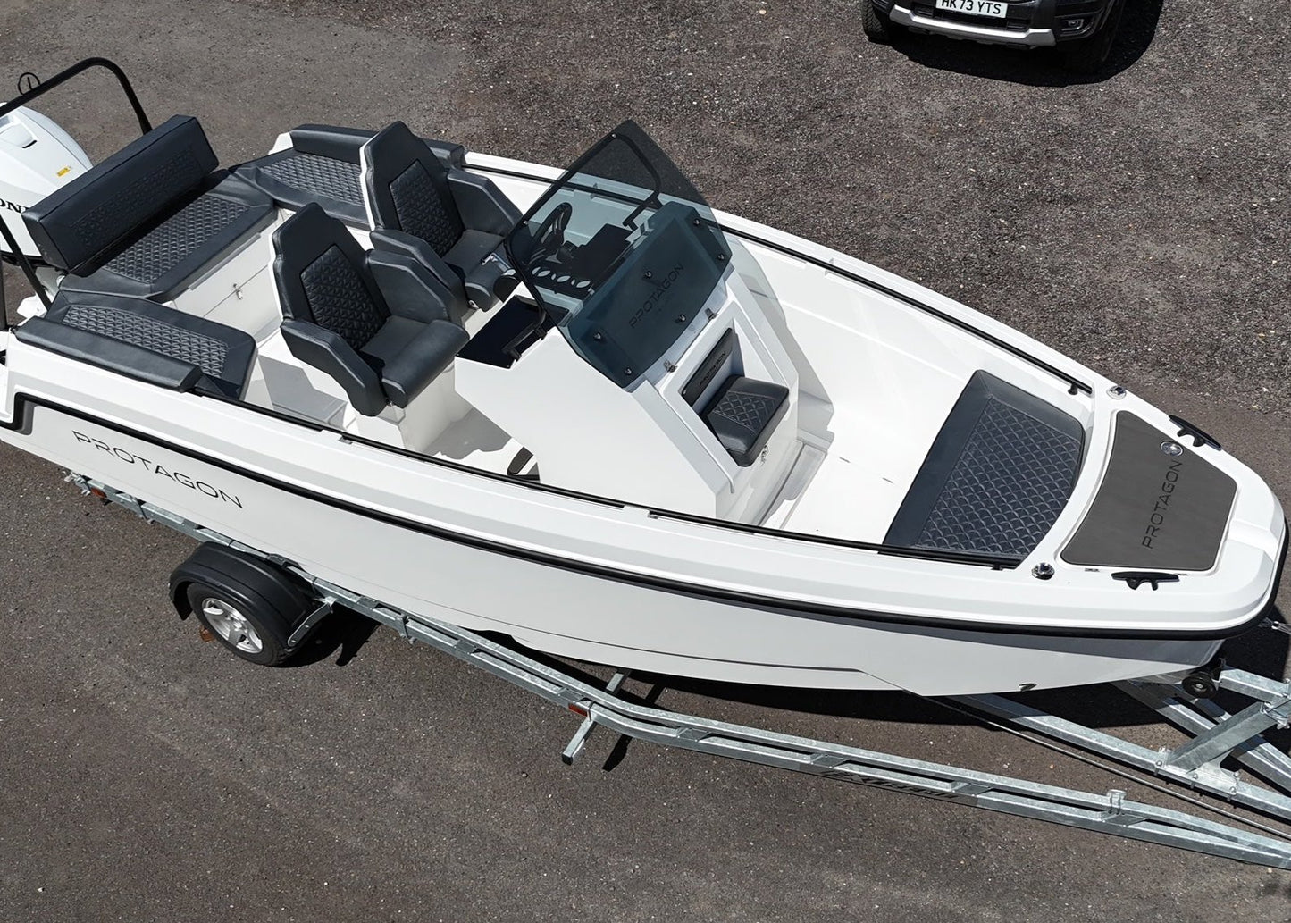 PROTAGON 20 + Honda Outboard