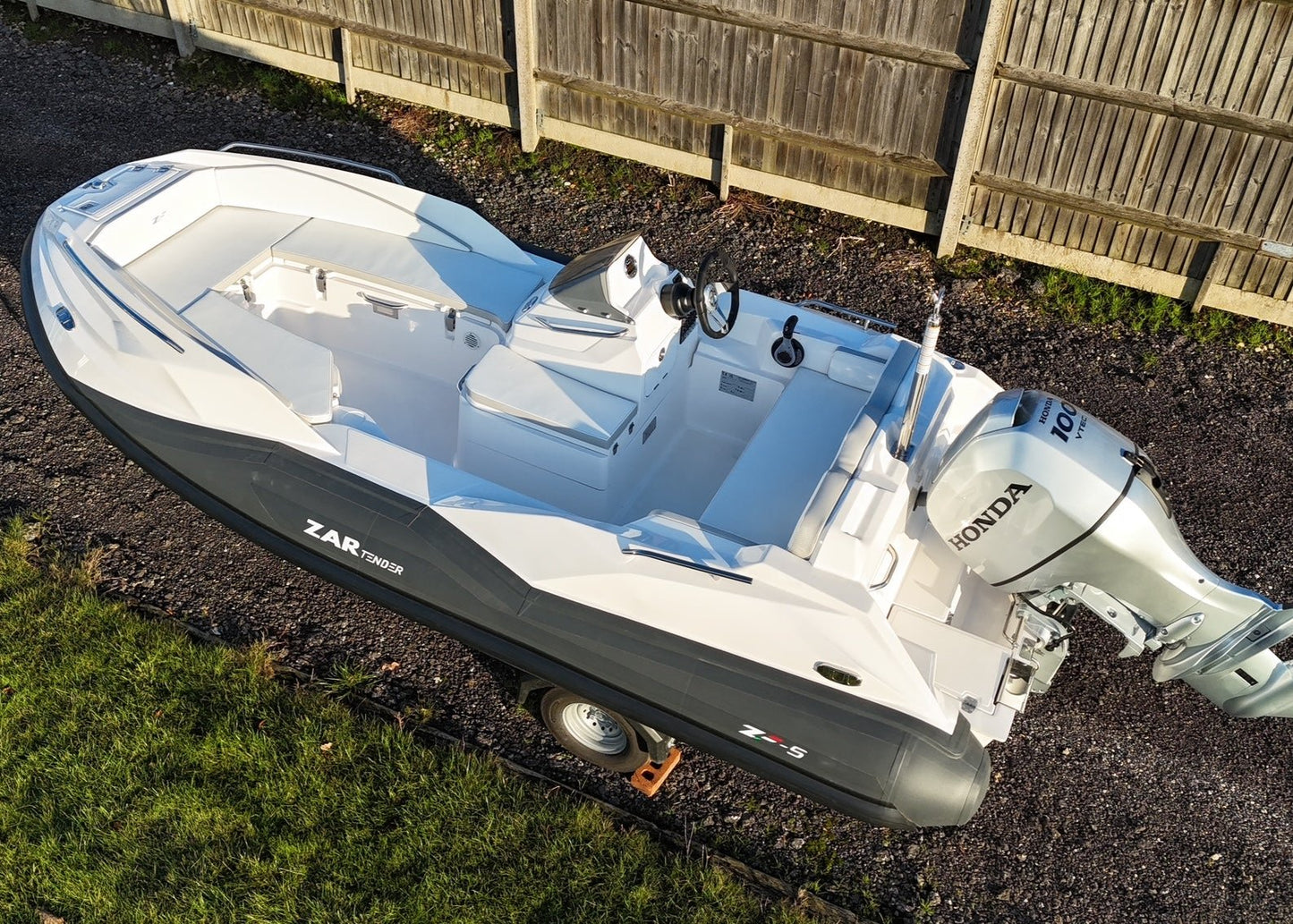 ZAR Tender ZF-5 + Honda BF100 + Road Trailer