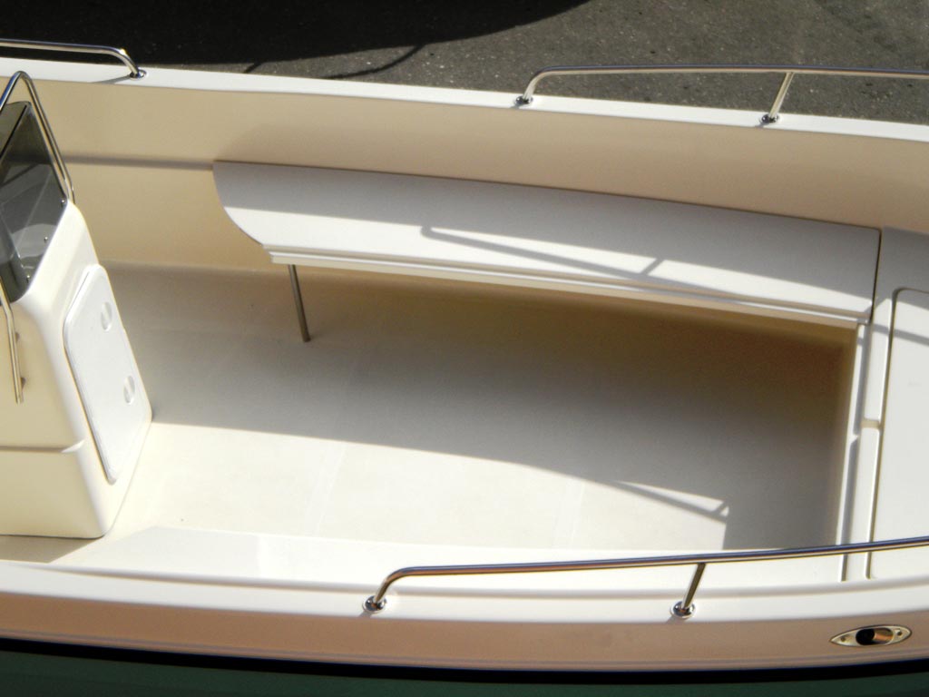 Poseidon 620 Workboat + Honda Outboard
