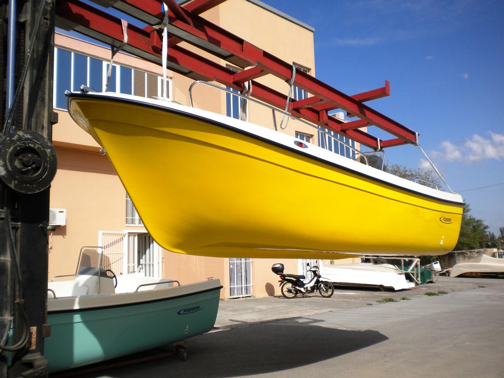 Poseidon 620 Workboat + Honda Outboard