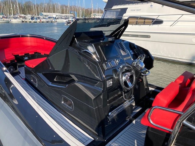 ZAR 95 Sport Luxury - BOATSMART