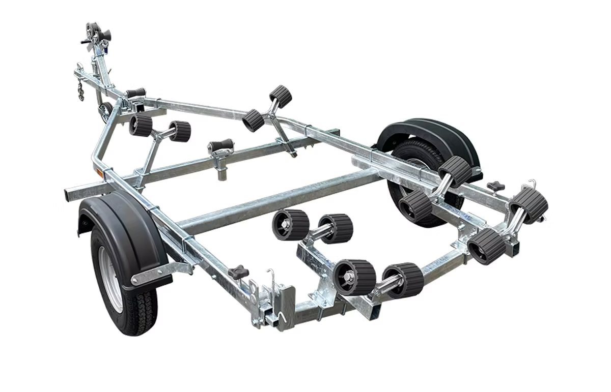 Extreme EXT750 Swing Boat Trailer