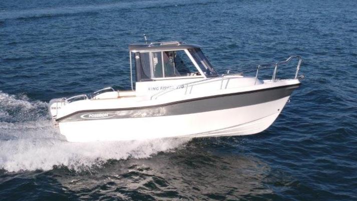 Poseidon King Fisher 570 + Honda Outboard