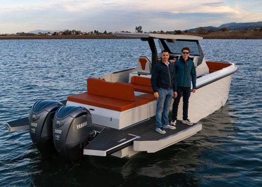 Protagon 33 Hard Top + Honda Outboard