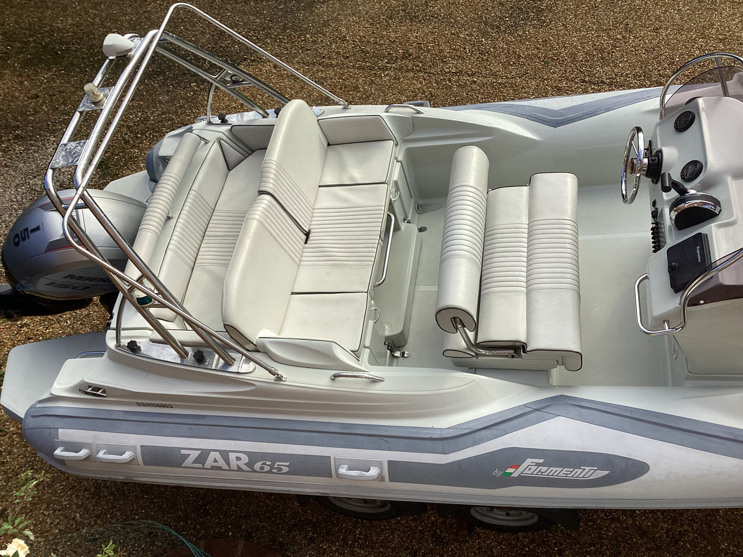 2014 ZAR 65 Suite + Mariner 150 HP + Road Trailer