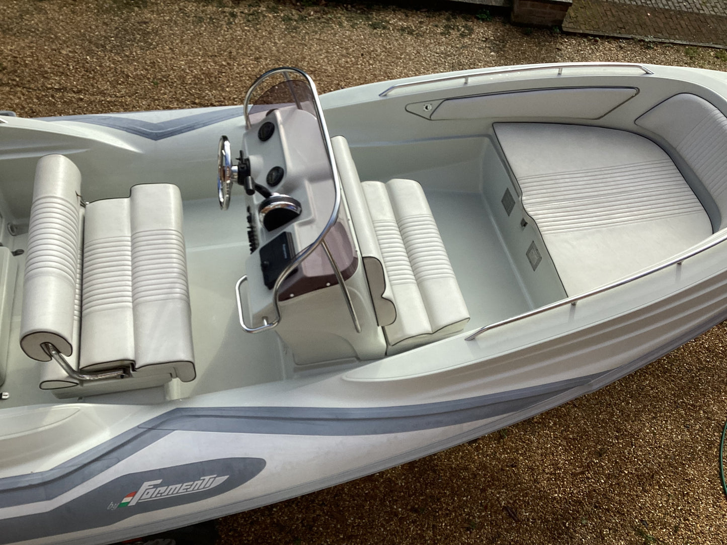 2014 ZAR 65 Suite + Mariner 150 HP + Road Trailer