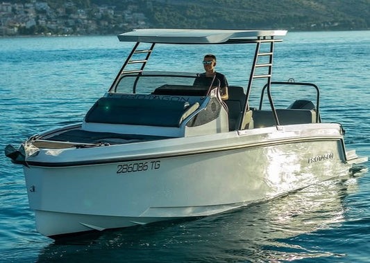 PROTAGON 25 Sundeck + Honda Outboard