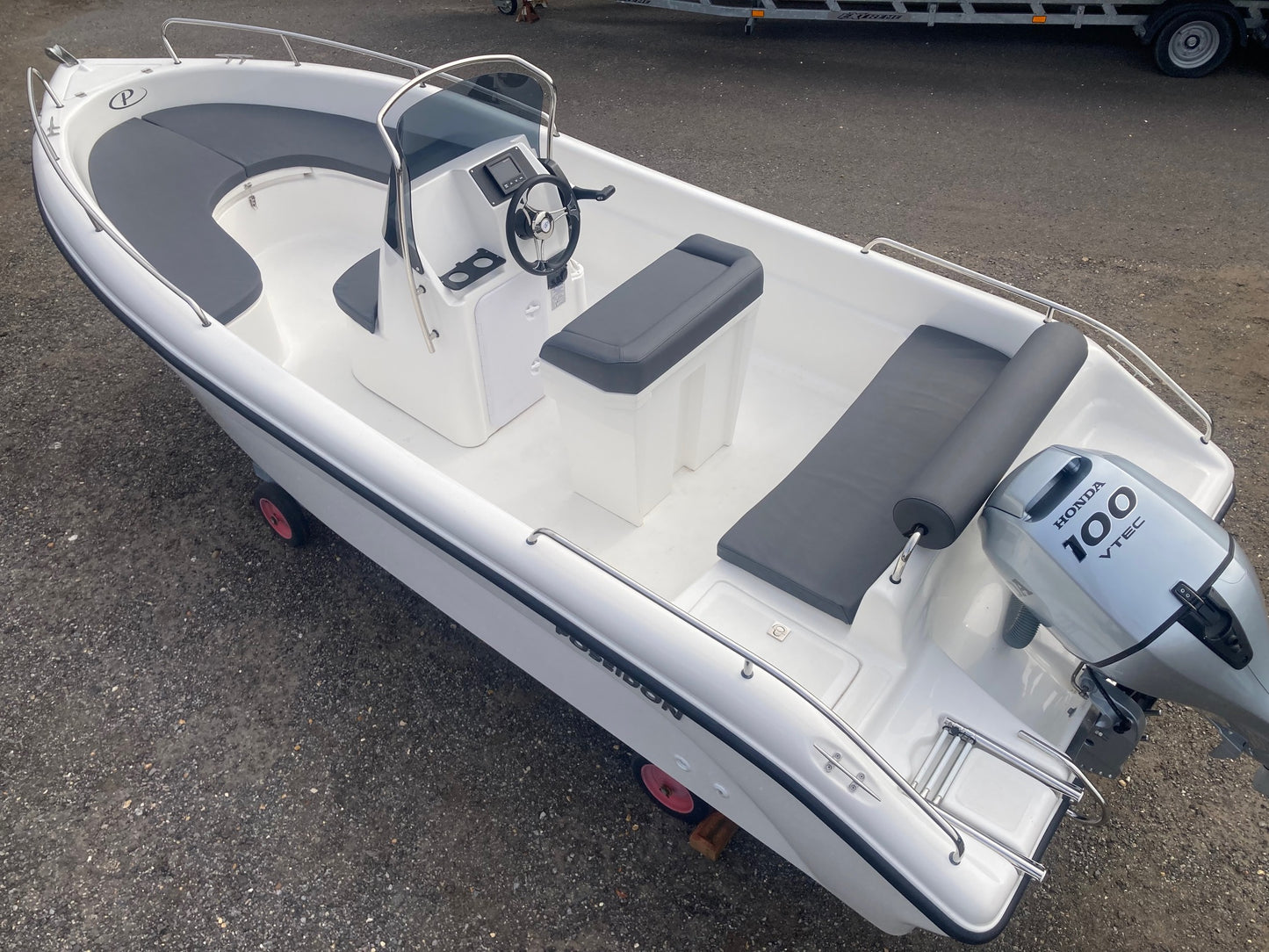 Poseidon Blu Water 185 + Honda BF100