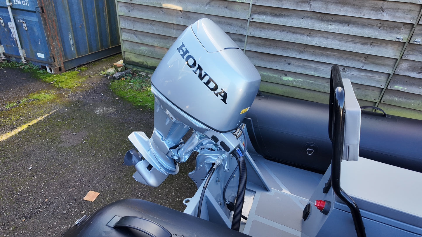 ZAR mini RIB 13 3.8m Jockey Console RIB + Honda BF30