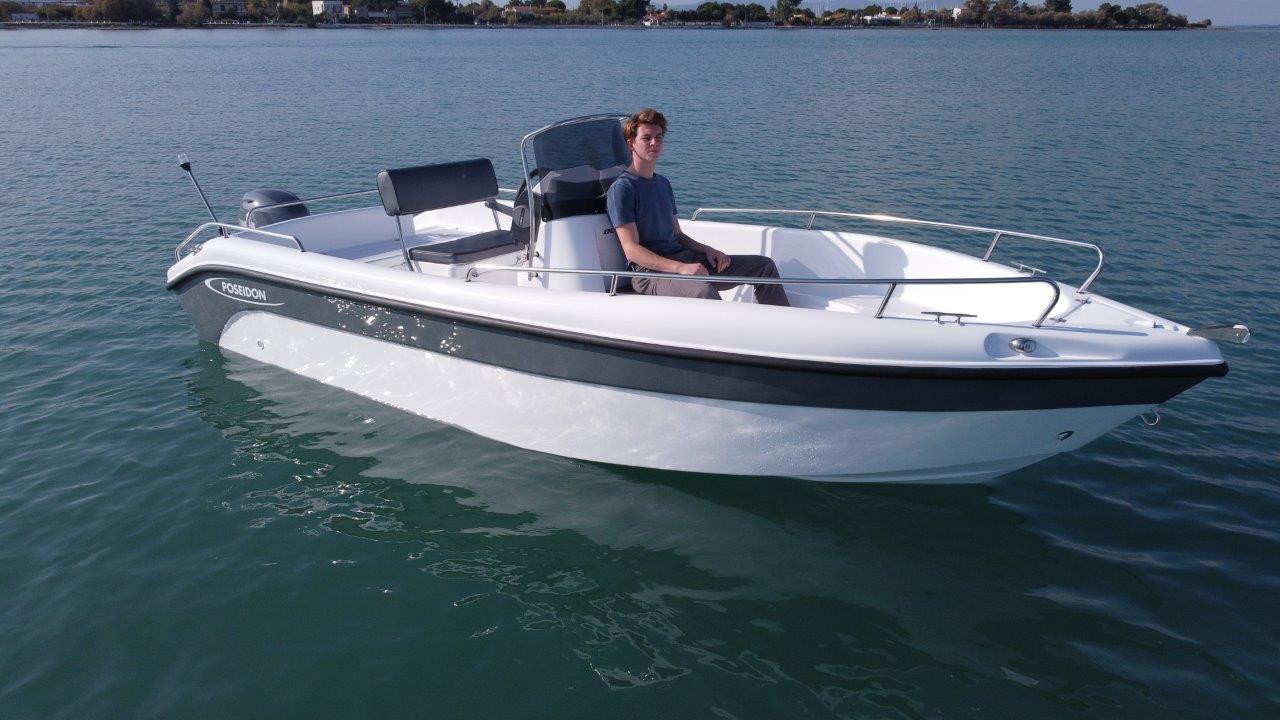 Poseidon Blu Water 185 + Honda Outboard - BOATSMART