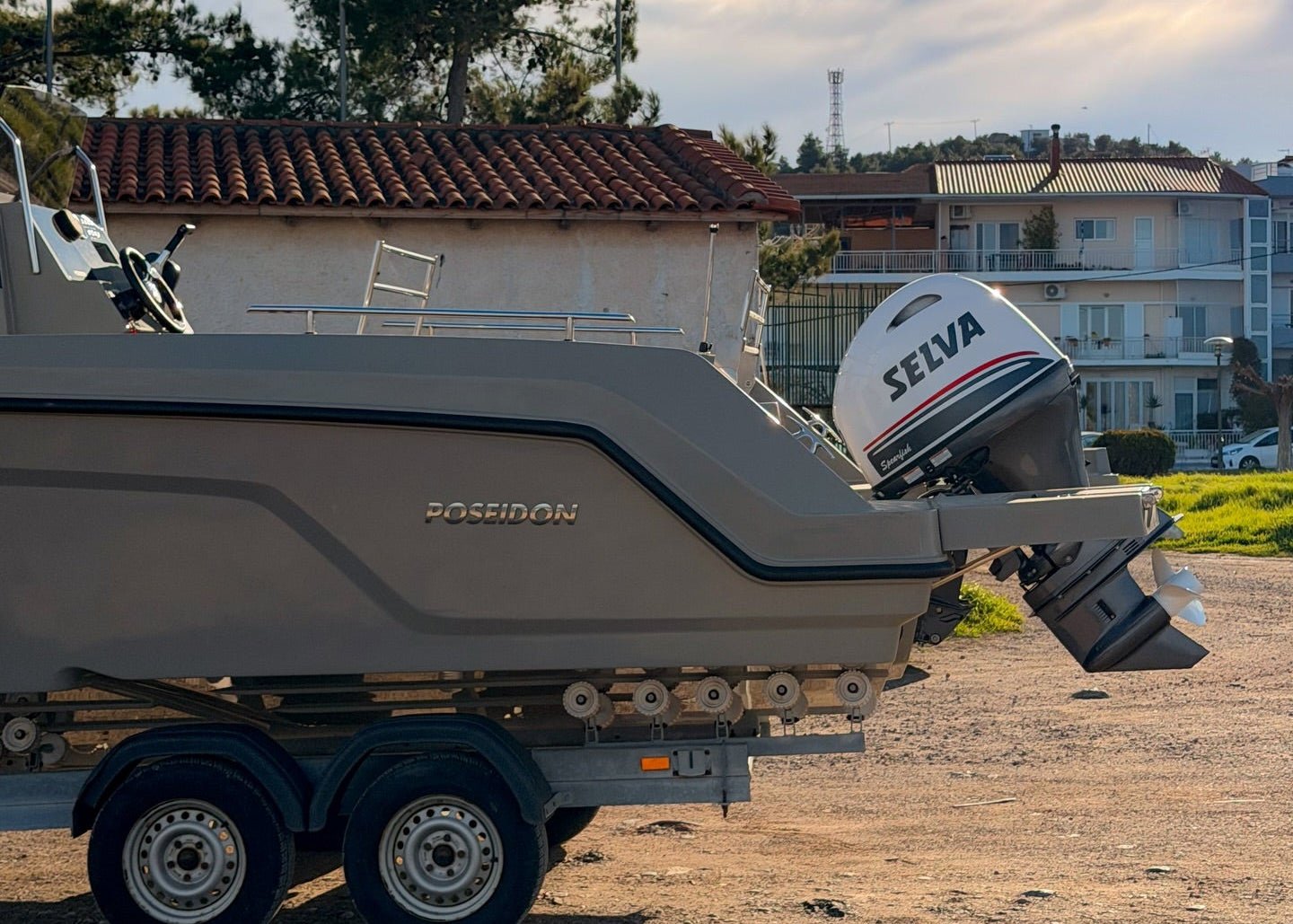 Poseidon Blu Water 210 + Honda Outboard - BOATSMART