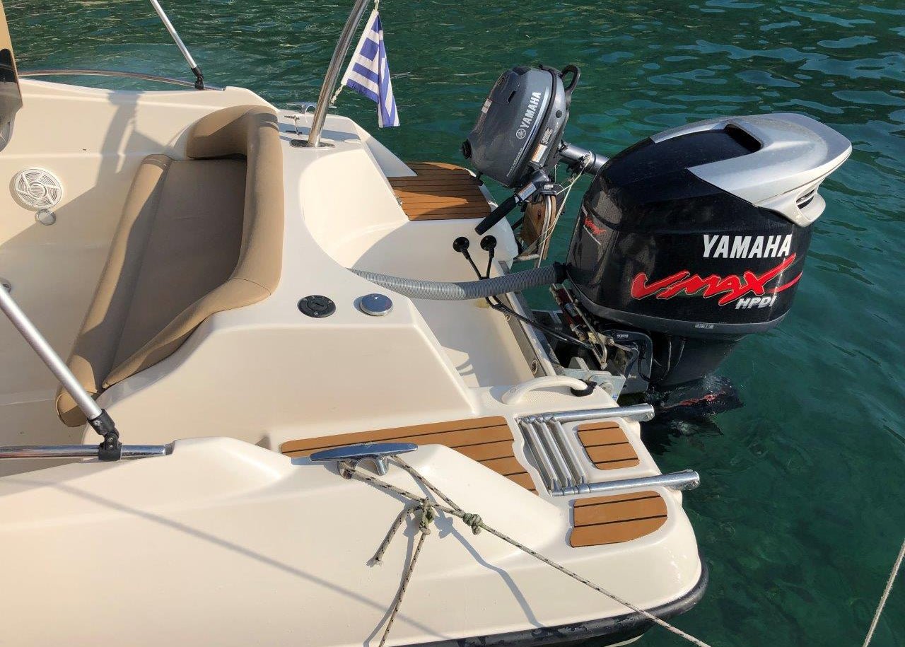 Poseidon Blu Water 640 + Honda Outboard - BOATSMART