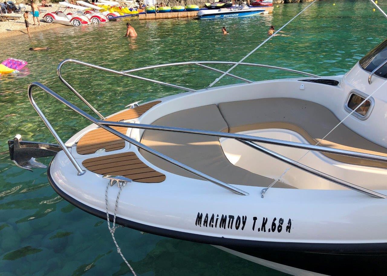 Poseidon Blu Water 640 + Honda Outboard - BOATSMART
