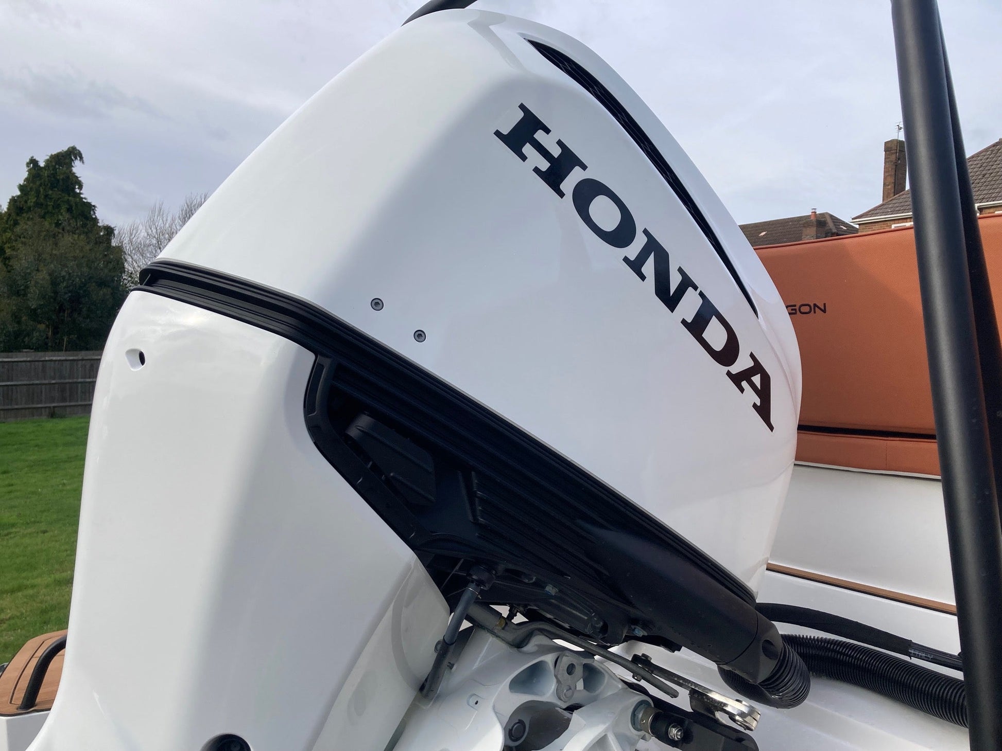 PROTAGON 25 SPACE + HONDA BF 250 XDU - BOATSMART