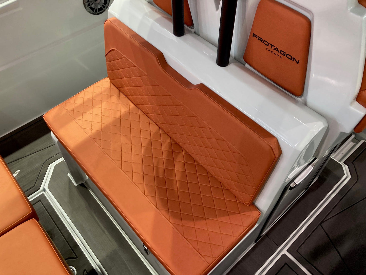 PROTAGON 25 Space + Honda Outboard - BOATSMART