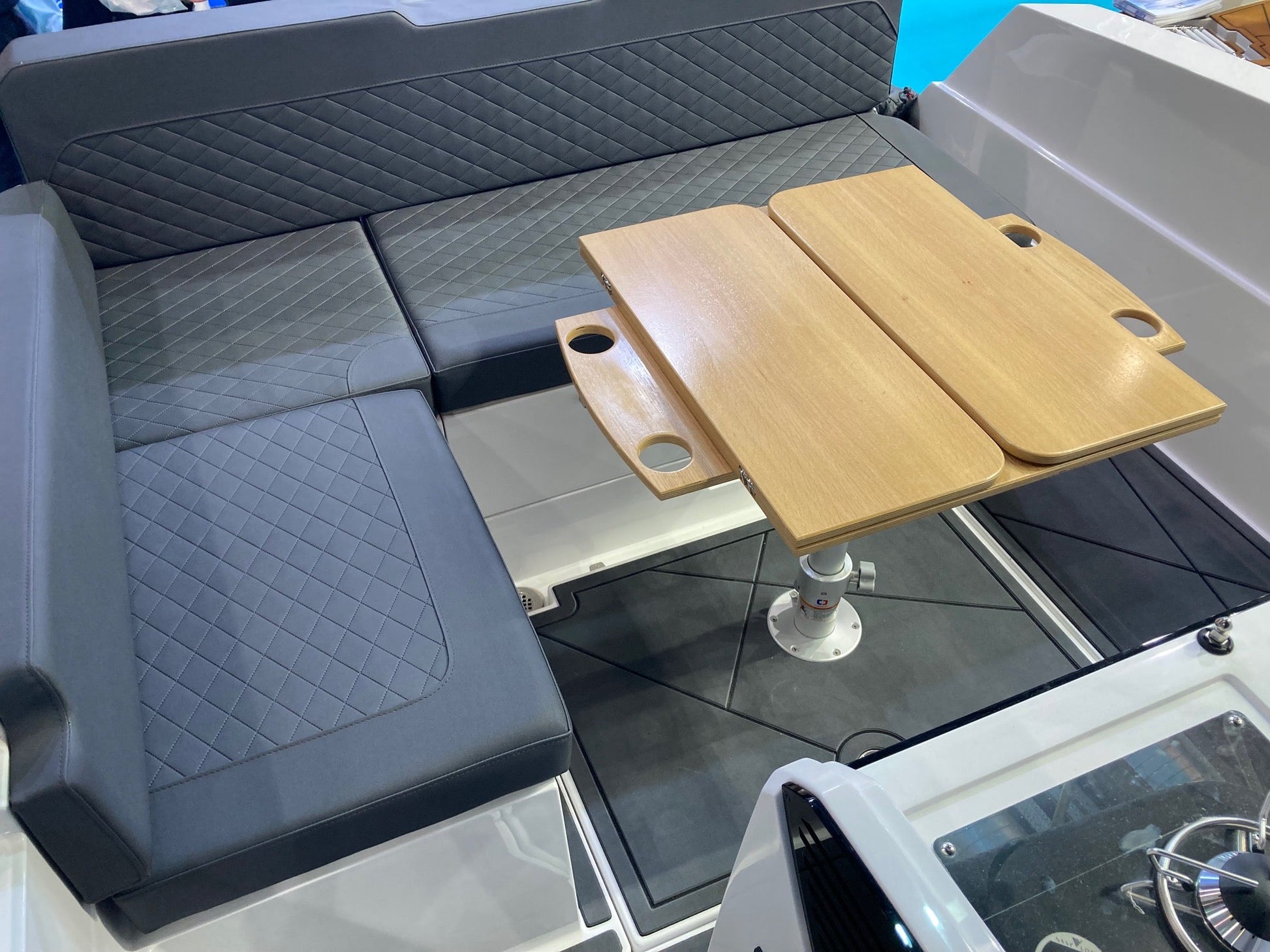 PROTAGON 25 Sundeck + Honda Outboard - BOATSMART