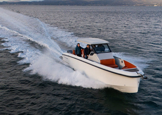 PROTAGON 33 Hard Top + Honda Outboard - BOATSMART