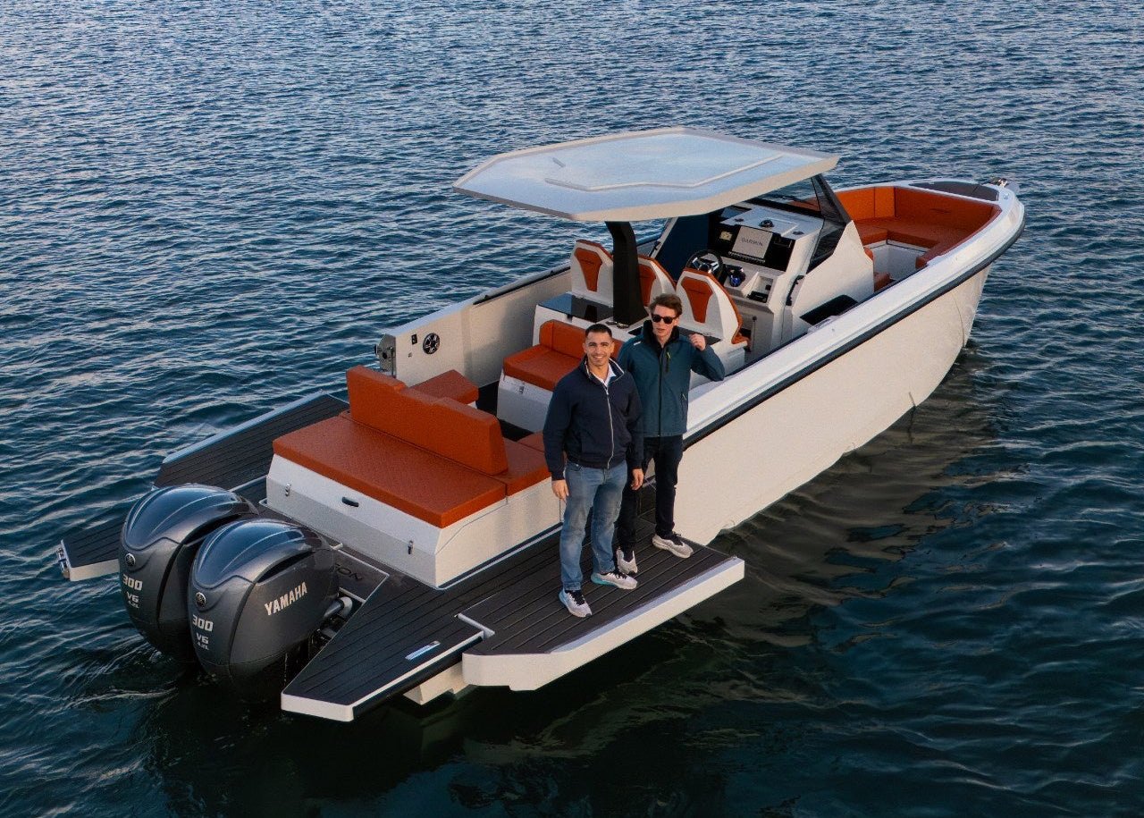 PROTAGON 33 Hard Top + Honda Outboard - BOATSMART