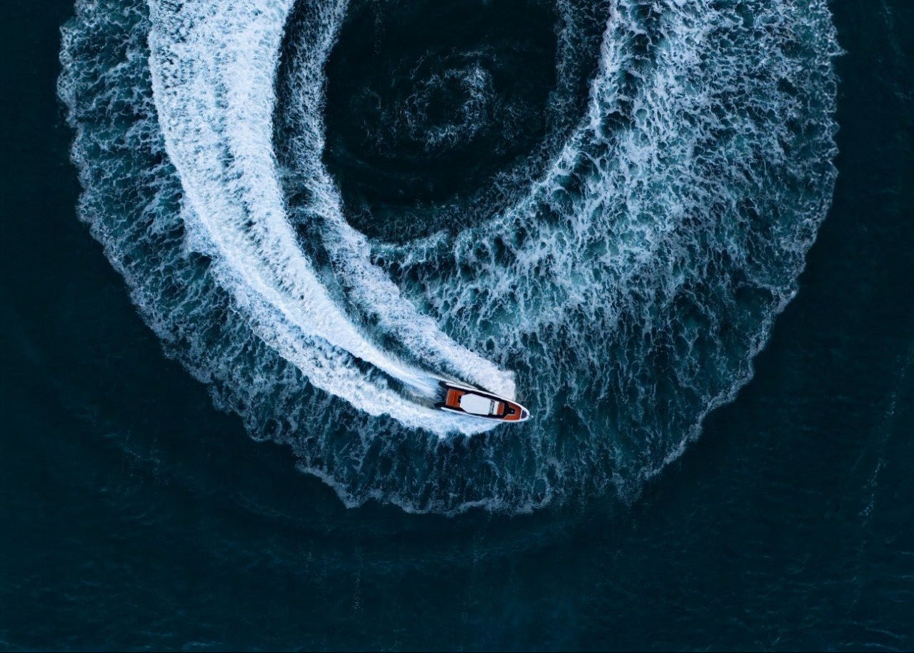 PROTAGON 33 Hard Top + Honda Outboard - BOATSMART