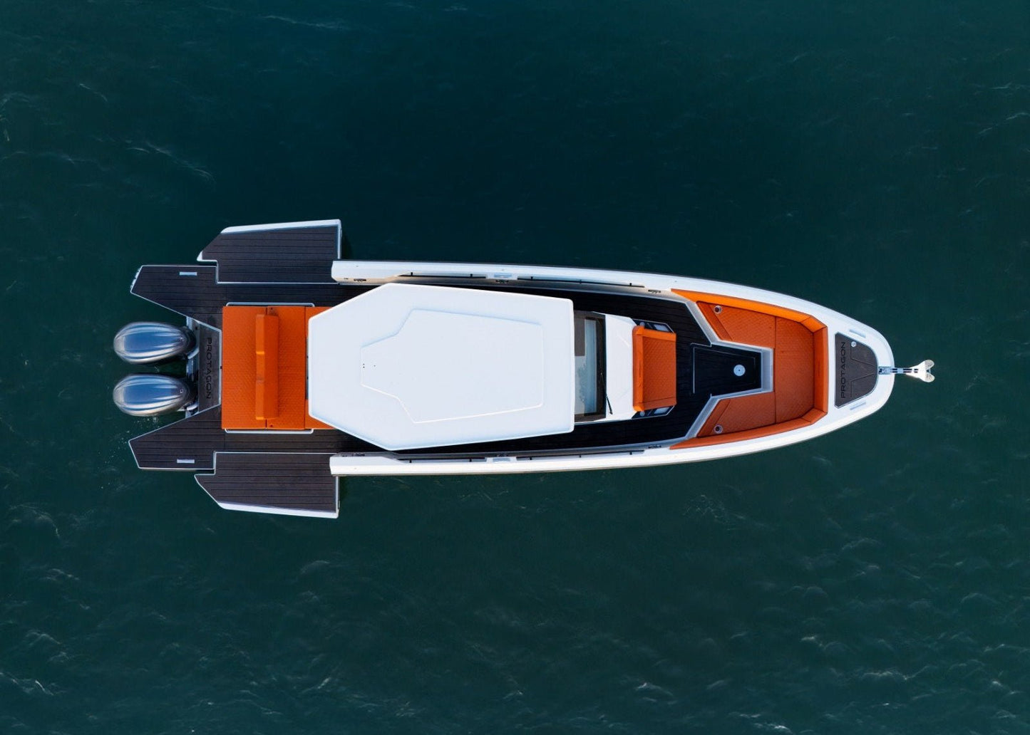 PROTAGON 33 Hard Top + Honda Outboard - BOATSMART