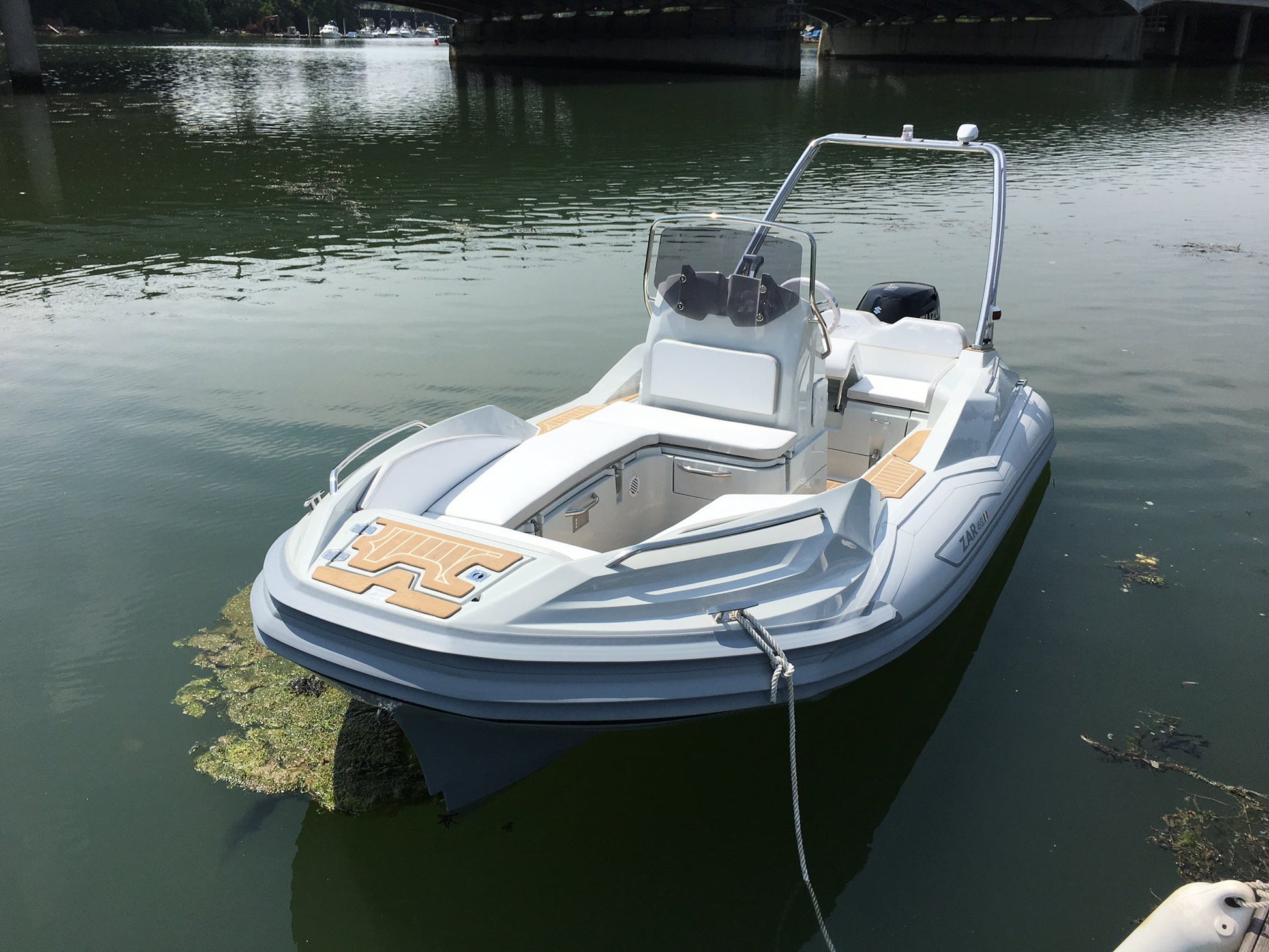 ZAR 49 Sport Luxury - BOATSMART