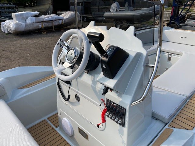 ZAR 49 Sport Luxury - BOATSMART