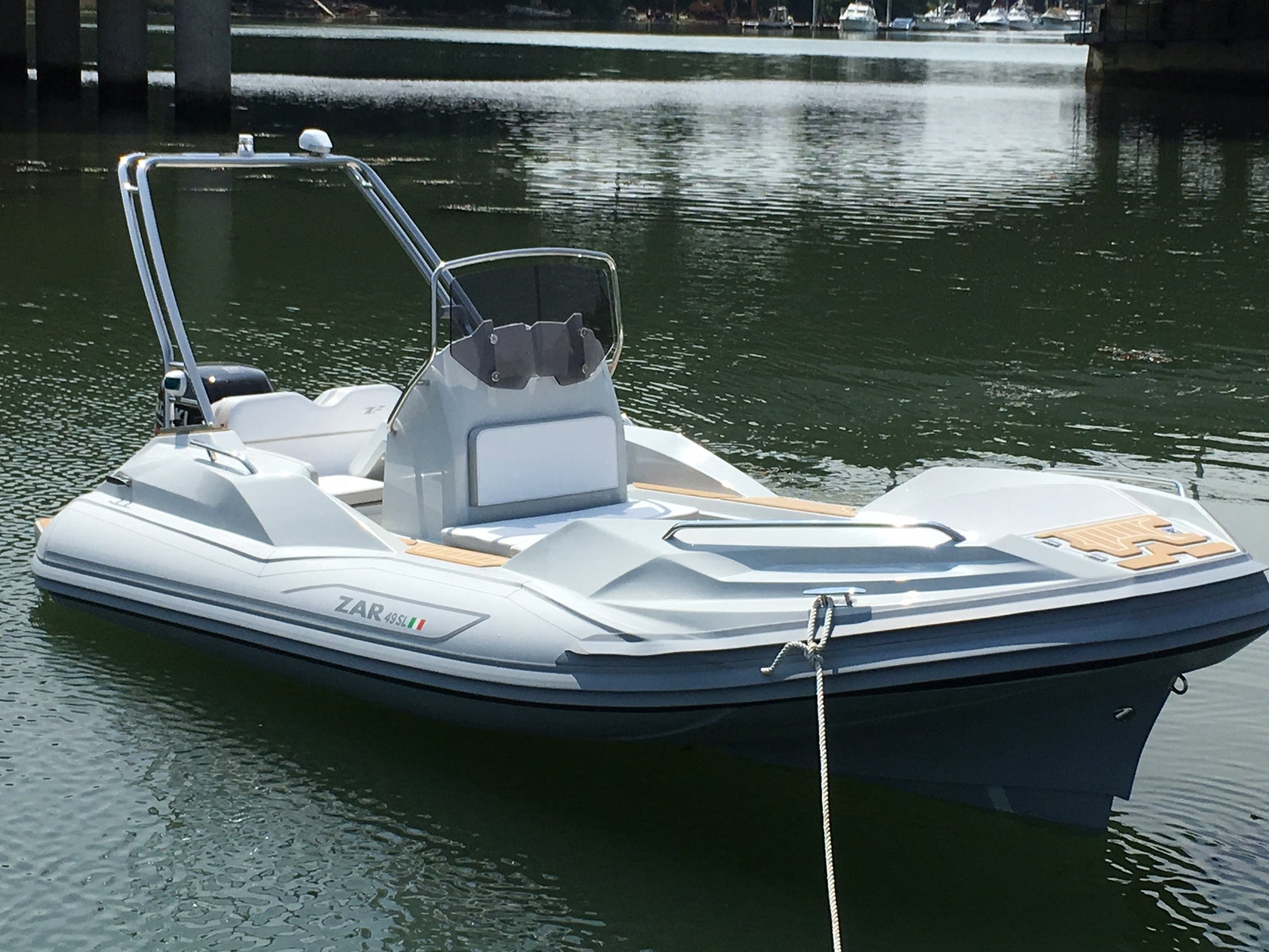 ZAR 49 Sport Luxury - BOATSMART