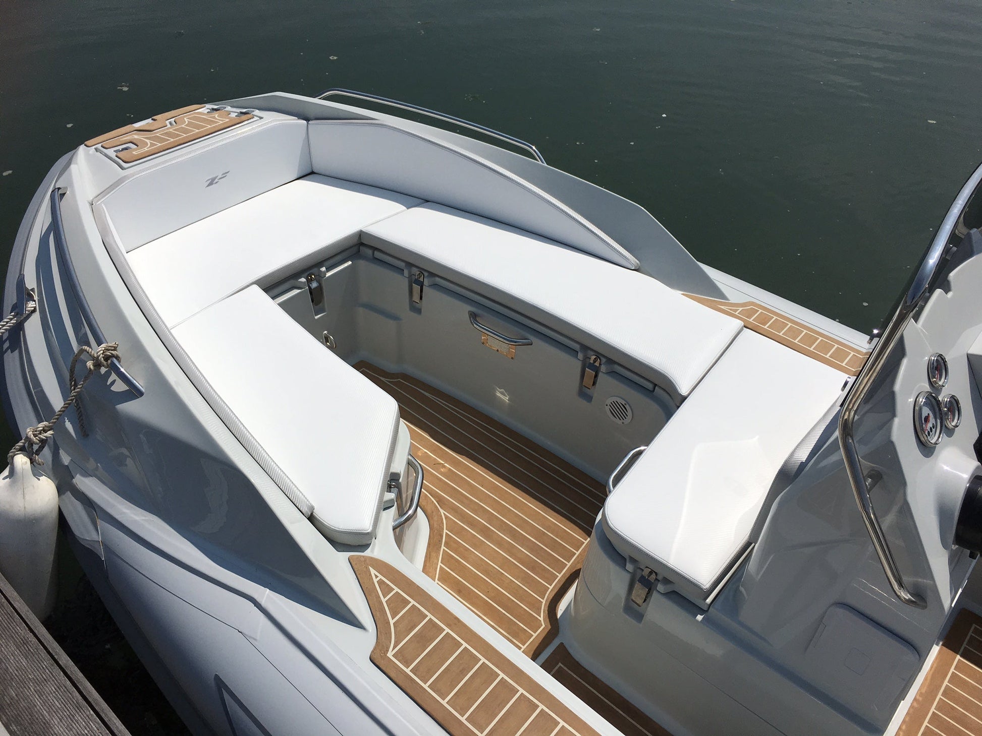 ZAR 49 Sport Luxury - BOATSMART