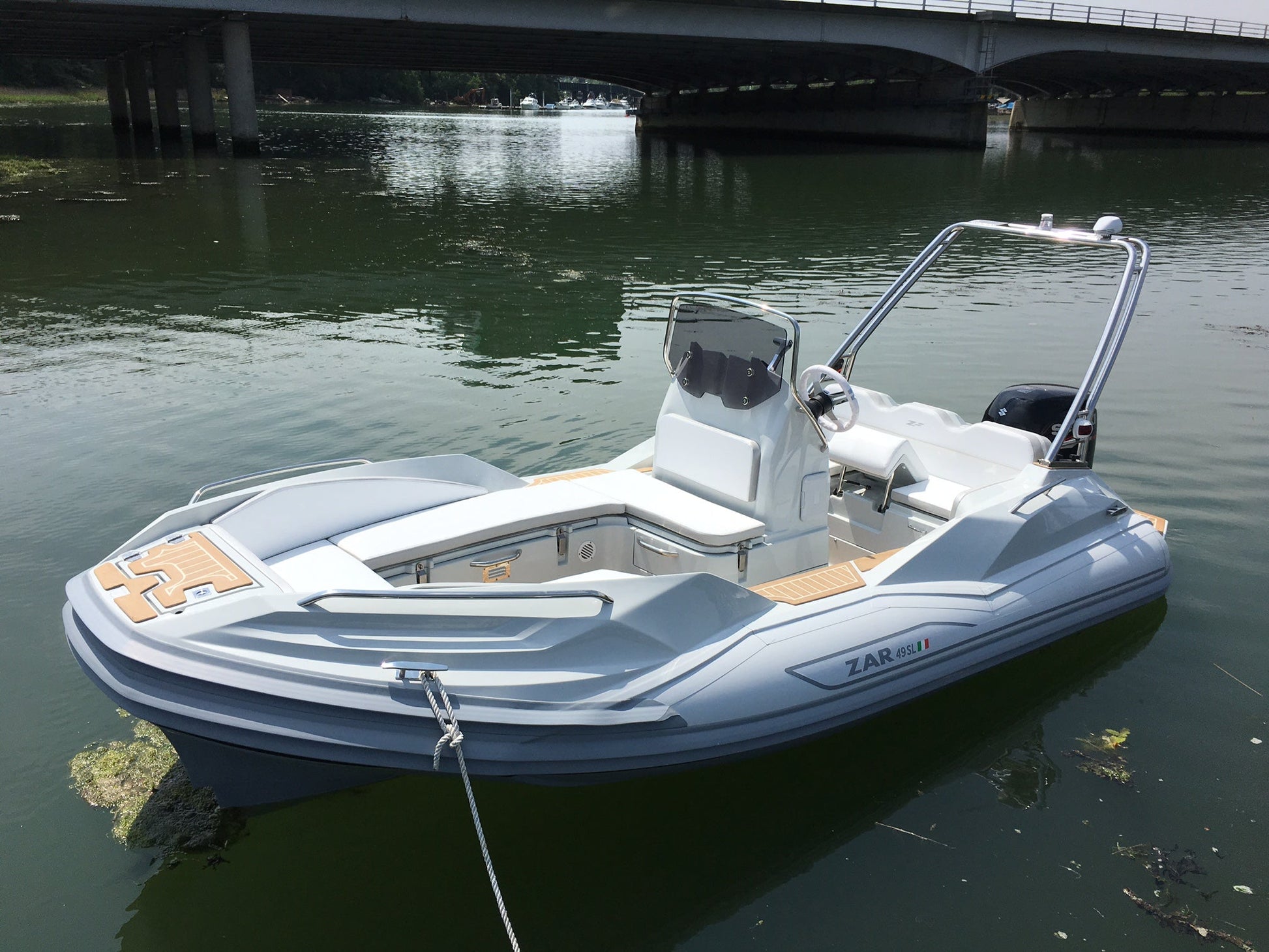 ZAR 49 Sport Luxury - BOATSMART