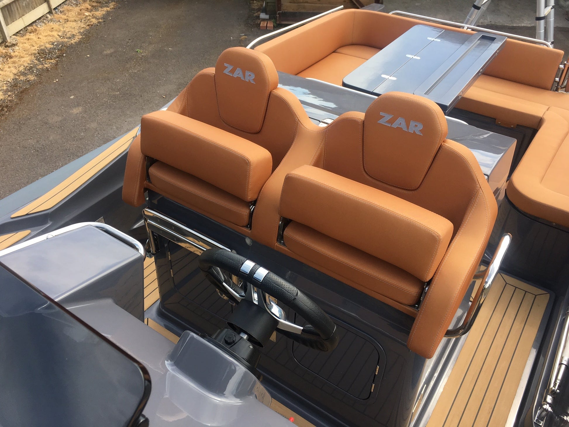 ZAR 85 Sport Luxury - BOATSMART