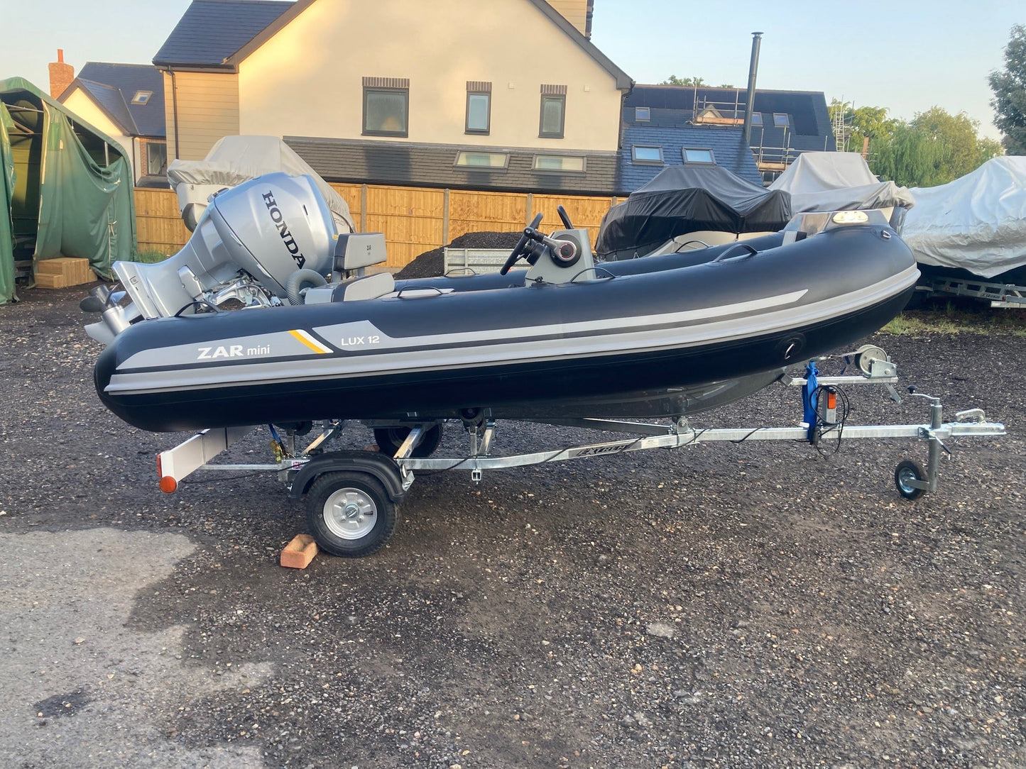 ZAR mini LUX 12 3.5m Console RIB + Honda Outboard - BOATSMART