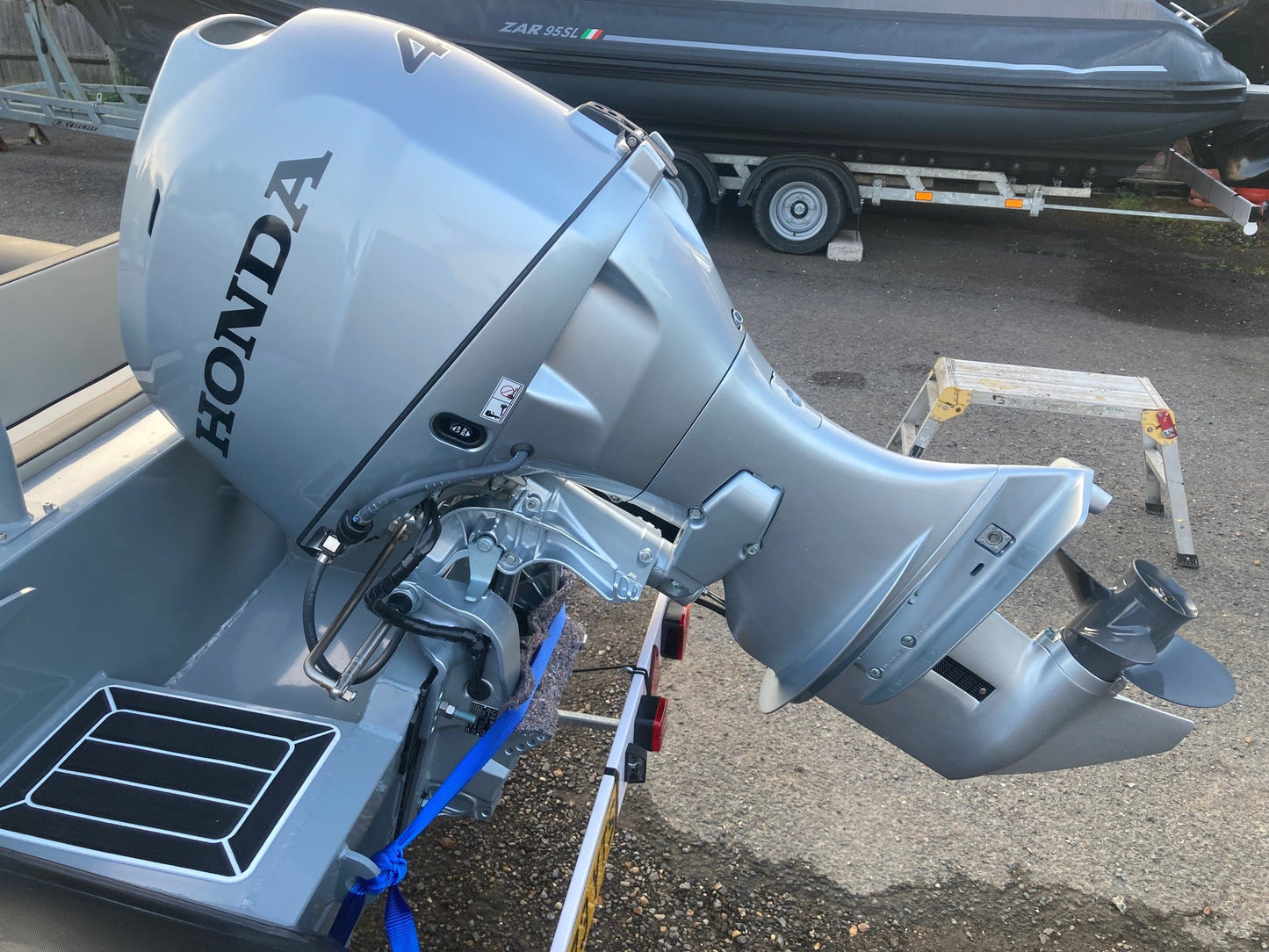 ZAR mini LUX 12 3.5m Console RIB + Honda Outboard - BOATSMART