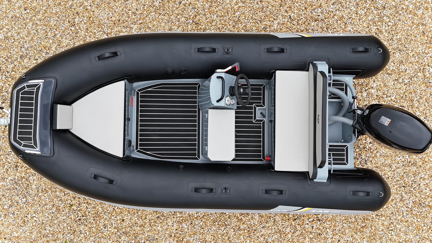 ZAR mini LUX 13 3.9m Console RIB + Honda Outboard - BOATSMART