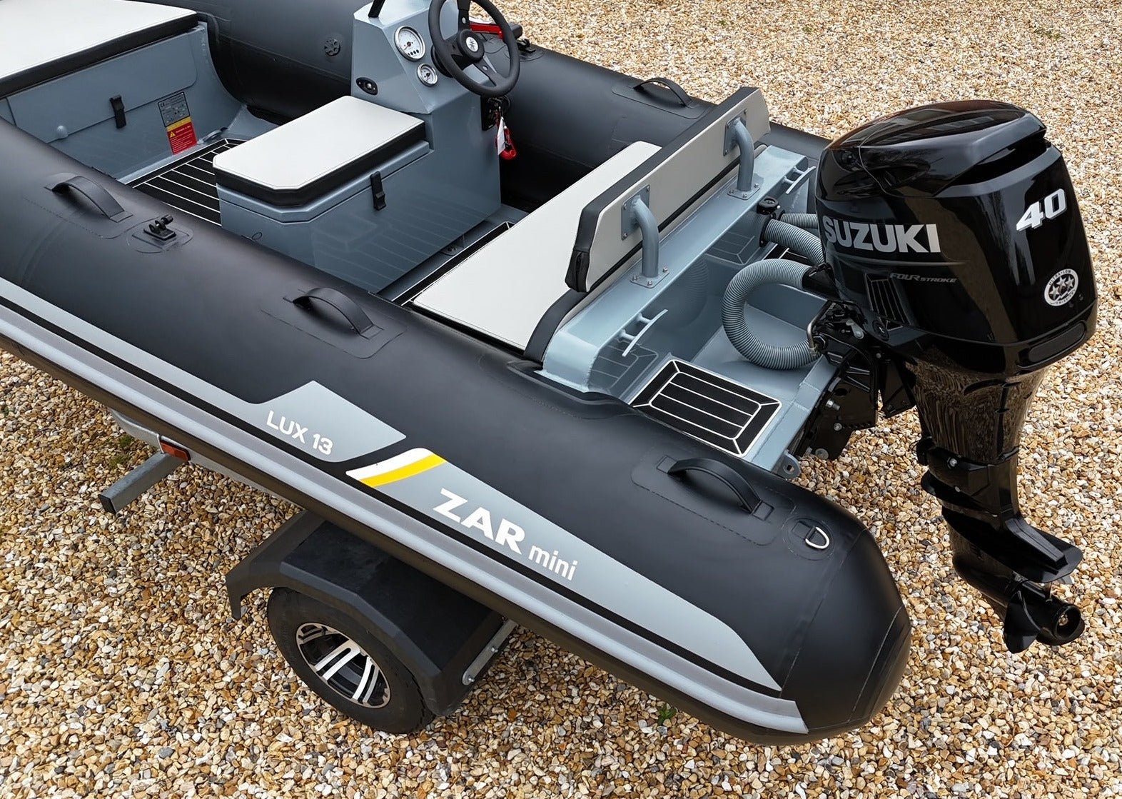 ZAR mini LUX 13 3.9m Console RIB + Honda Outboard - BOATSMART