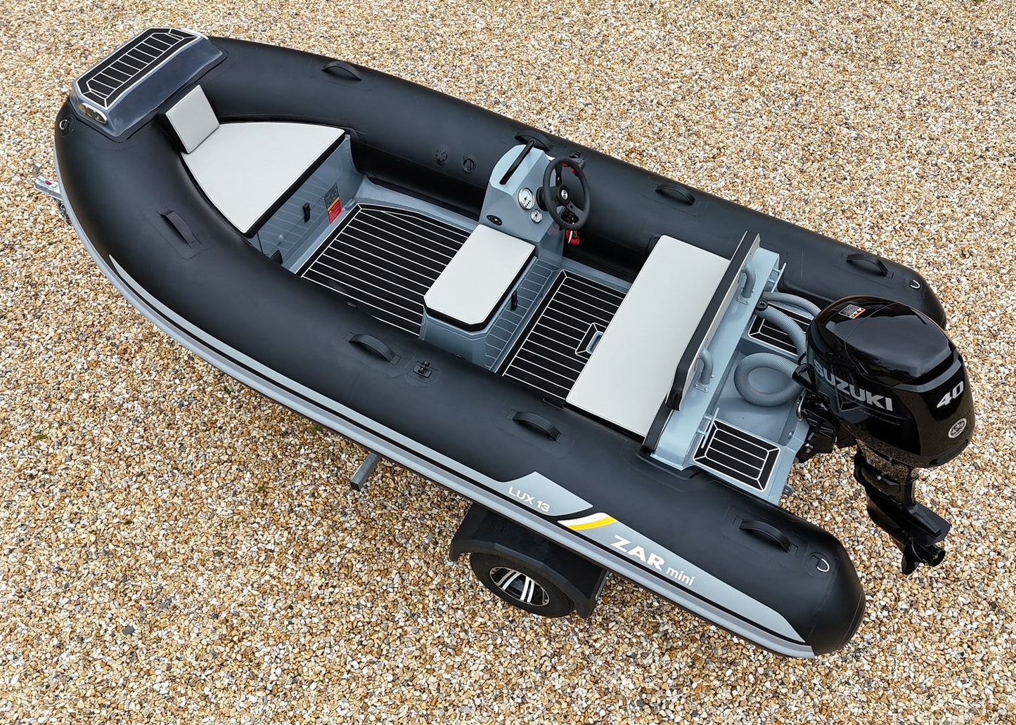 ZAR mini LUX 13 3.9m Console RIB + Honda Outboard - BOATSMART