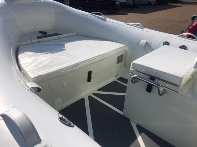 ZAR mini RIB PRO 14 4.2m Console RIB+ Honda Outboard - BOATSMART