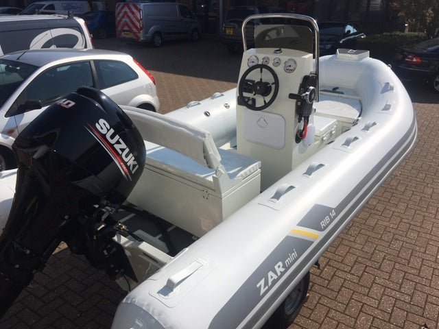 ZAR mini RIB PRO 14 4.2m Console RIB+ Honda Outboard - BOATSMART