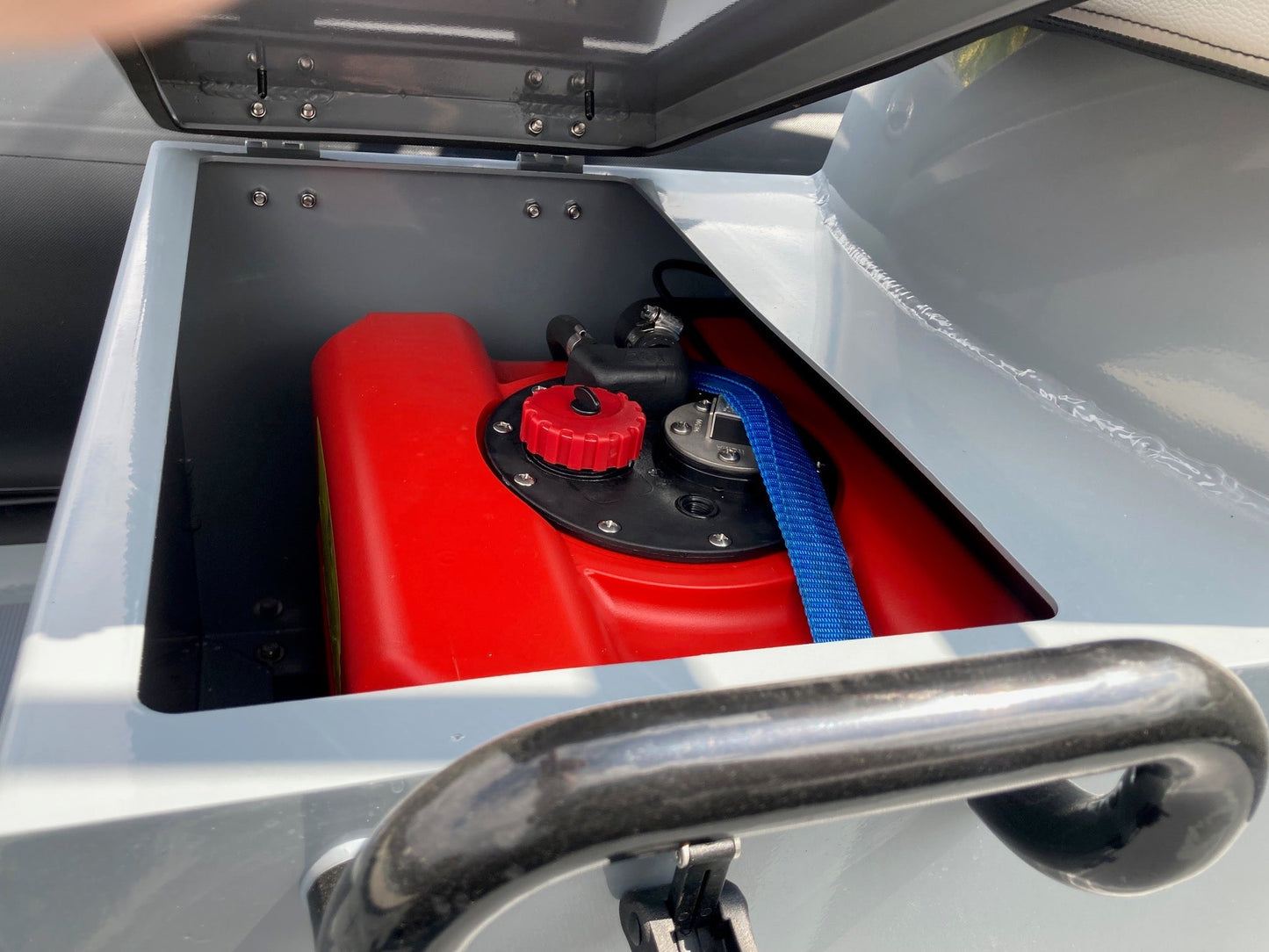 ZAR mini RIB PRO 14 4.2m Console RIB+ Honda Outboard - BOATSMART