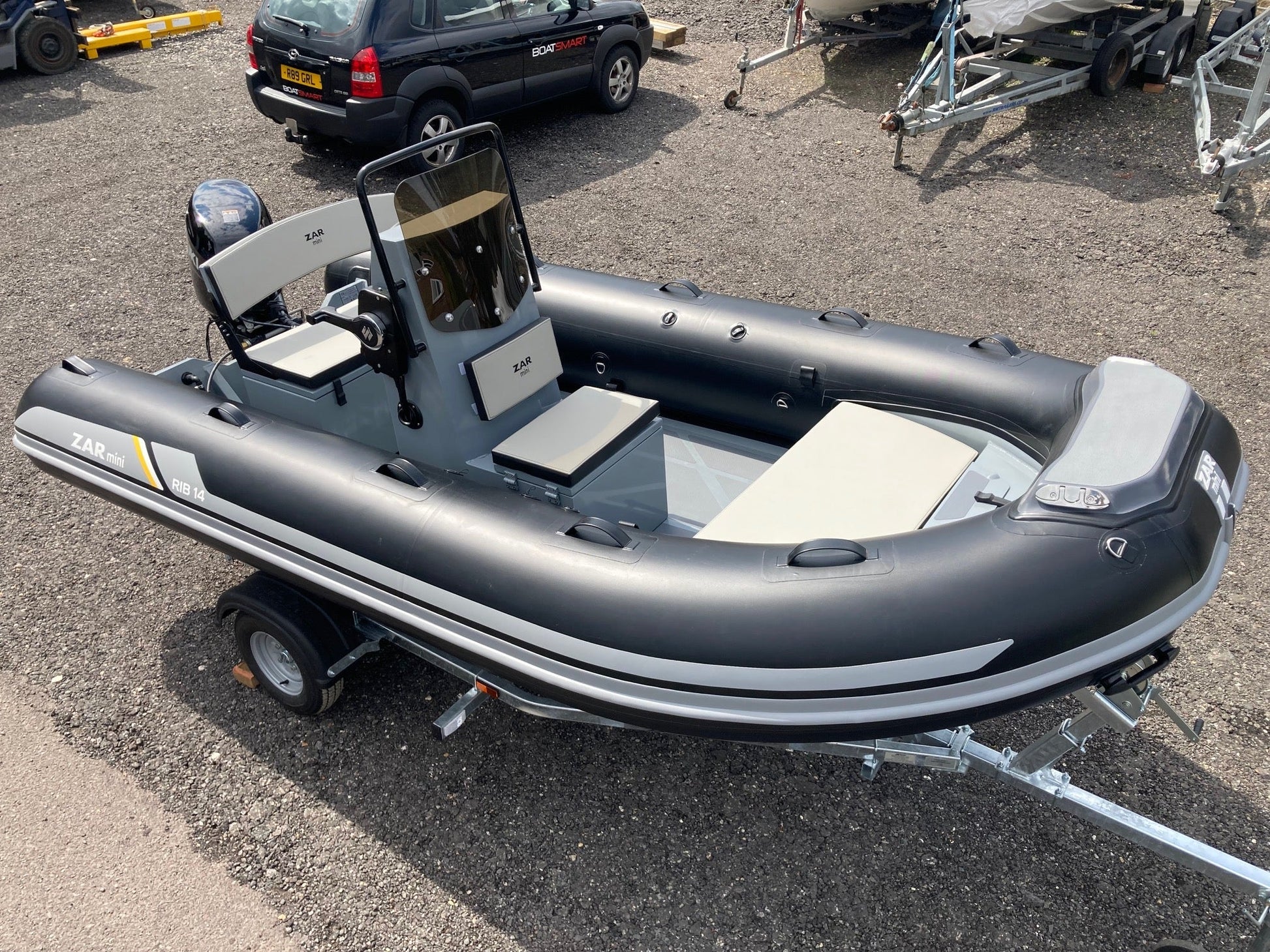 ZAR mini RIB PRO 14 4.2m Console RIB+ Honda Outboard - BOATSMART