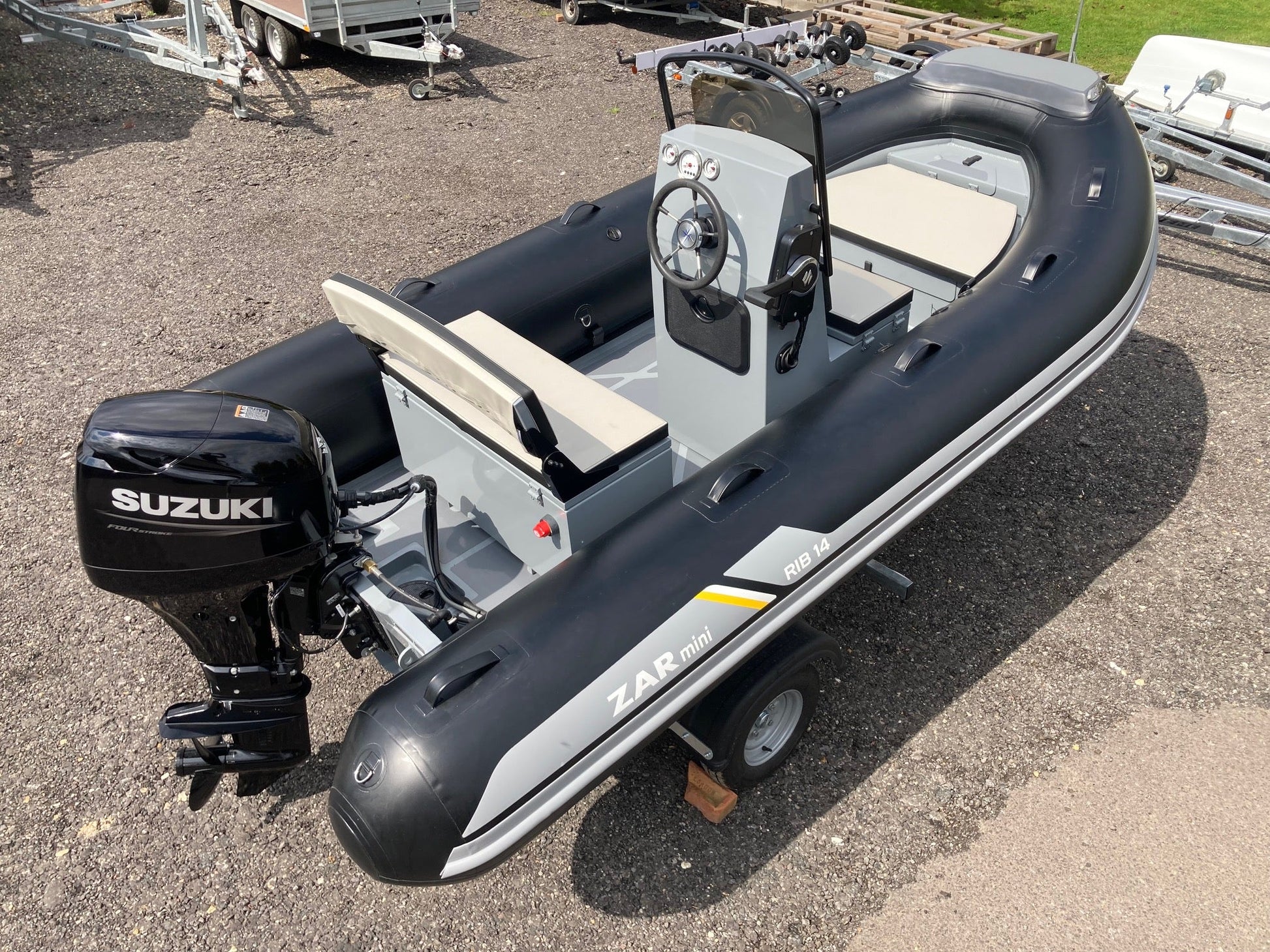 ZAR mini RIB PRO 14DL 4.2m Deluxe Console RIB Package - BOATSMART