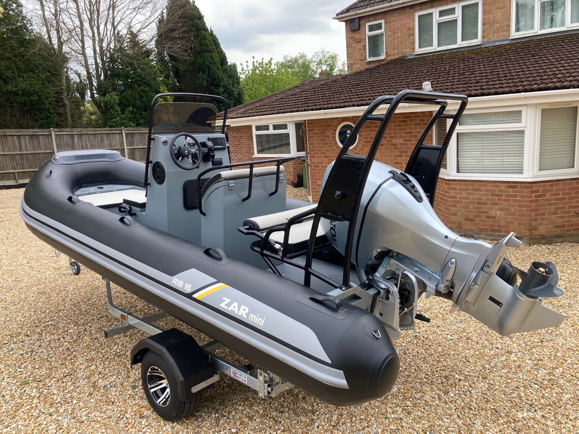 ZAR mini RIB PRO 16 5.0m Family RIB + Honda Outboard - BOATSMART